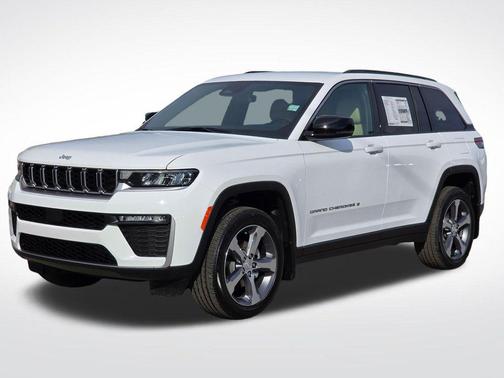 Bright White Clearcoat 2026 Jeep Grand Cherokee Limited