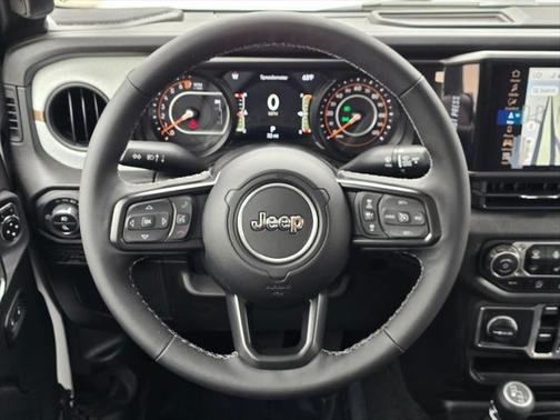 2025 Jeep Gladiator Sport S