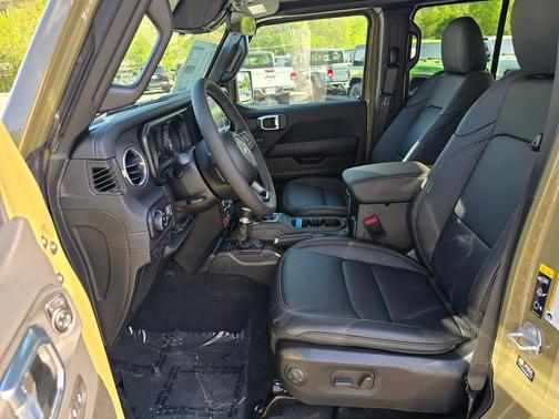 41 2026 Jeep Gladiator Willys 41 4x4