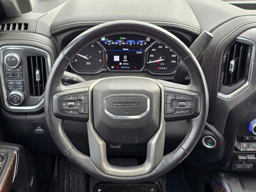 2023 GMC Sierra 2500 Denali