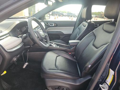 Fathom Blue Pearlcoat 2024 Jeep Compass Limited