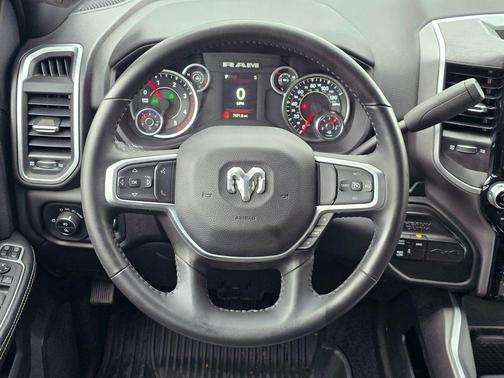 2024 RAM 3500 Big Horn Crew Cab 4x4 8' Box