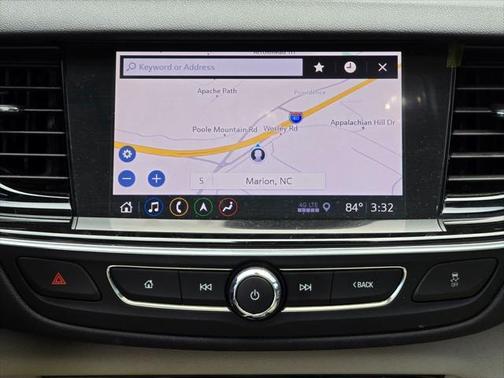 2019 Buick Regal TourX AWD Essence
