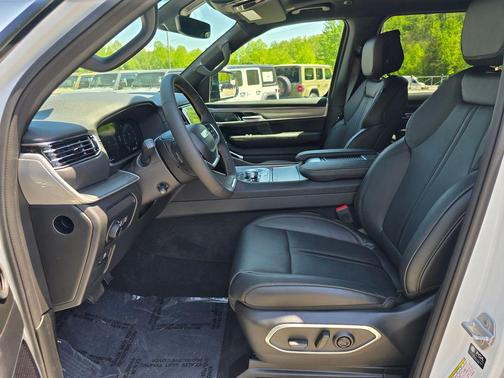 Bright White Clearcoat 2026 Jeep Grand Wagoneer 4x4