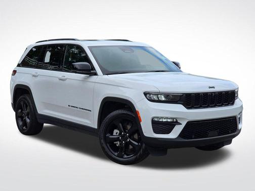Bright White Clearcoat 2025 Jeep Grand Cherokee Limited