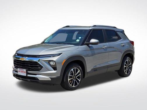 Sterling Gray Metallic 2024 Chevrolet Trailblazer LT