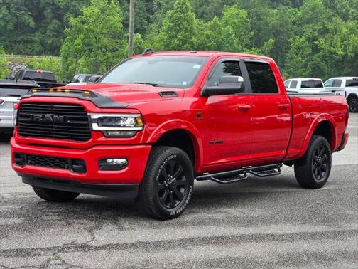 2022 RAM 3500 Laramie Crew Cab 4x4 6'4' Box
