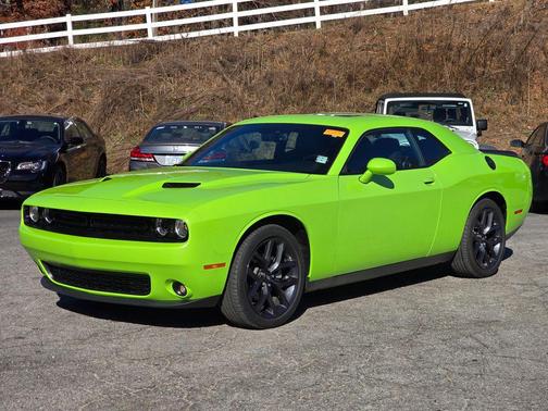 2023 Dodge Challenger SXT