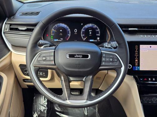 Diamond Black Crystal Pearlcoat 2026 Jeep Grand Cherokee L Limited