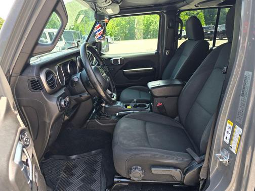Sting-Gray Clearcoat 2018 Jeep Wrangler Unlimited Sport