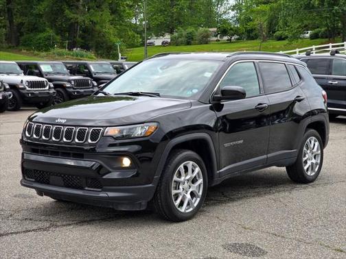 2024 Jeep Compass Latitude Lux