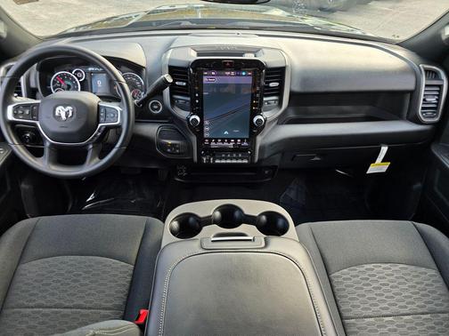 Diamond Black Crystal Pearlcoat 2026 RAM 2500 Warlock Crew Cab 4x4 6'4' Box