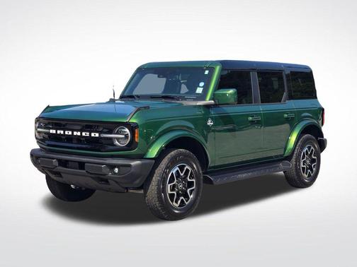 Eruption Green Metallic 2025 Ford Bronco Outer Banks