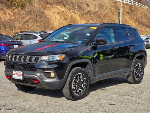 2024 Jeep Compass Trailhawk