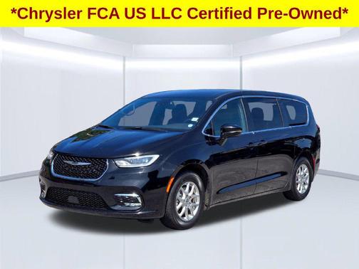 Diamond Black Crystal Pearlcoat 2025 Chrysler Pacifica L