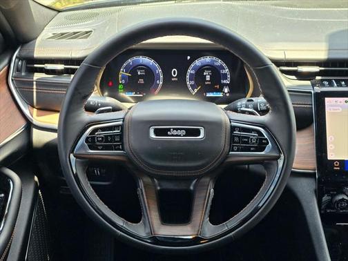 2024 Jeep Grand Cherokee L Summit