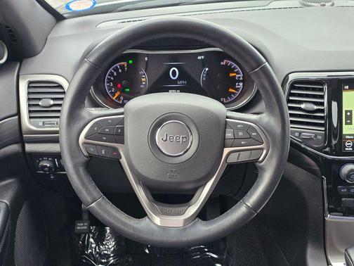 2021 Jeep Grand Cherokee Laredo