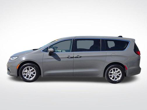 Ceramic Gray Clearcoat 2023 Chrysler Pacifica Touring L