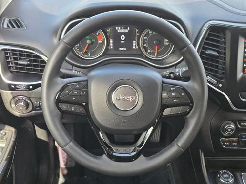 2020 Jeep Cherokee Altitude