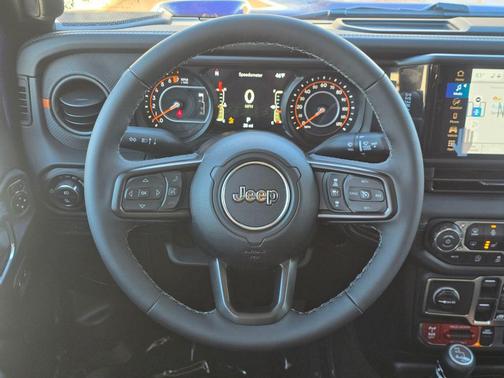 2026 Jeep Gladiator Mojave 4x4