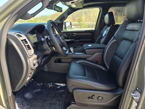 Canyon Lake 2026 RAM 1500 RHO Crew Cab 4x4 5'7' Box