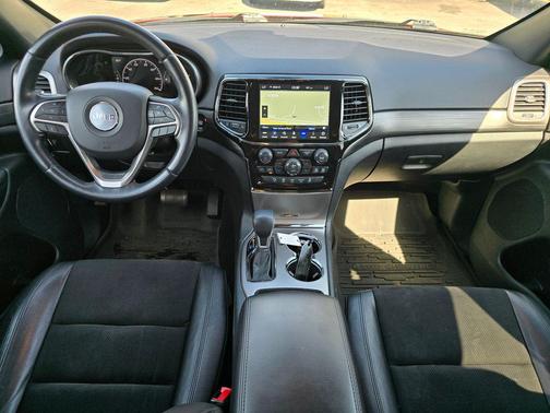 2022 Jeep Grand Cherokee Laredo