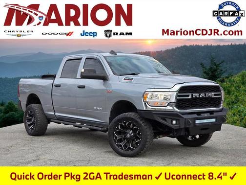 2022 RAM 2500 Tradesman Crew Cab 4x4 6'4' Box