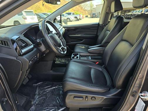Modern Steel Metallic 2023 Honda Odyssey Touring