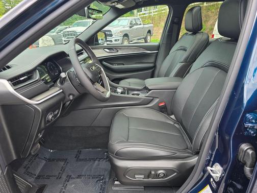 Fathom Blue Pearlcoat 2026 Jeep Grand Cherokee L Limited