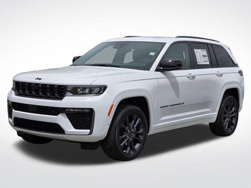 Bright White Clearcoat 2026 Jeep Grand Cherokee Limited