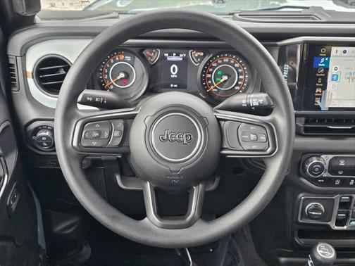 2025 Jeep Gladiator Sport