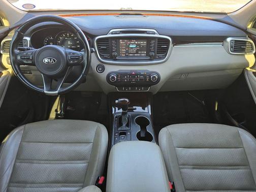 2018 Kia Sorento EX