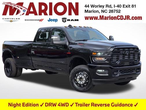 Diamond Black Crystal Pearlcoat 2026 RAM 3500 Big Horn Crew Cab 4x4 8' Box