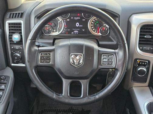 Bright White Clearcoat 2017 RAM 1500 Big Horn