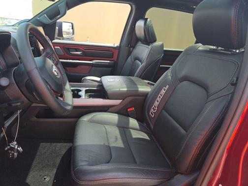 Delmonico Red Pearlcoat 2025 RAM 1500 Rebel