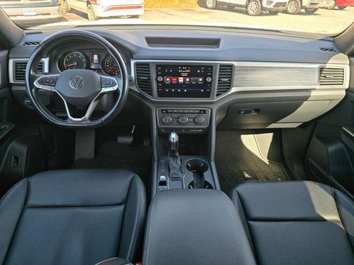 2020 Volkswagen Atlas Cross Sport 3.6L V6 SE w/Technology