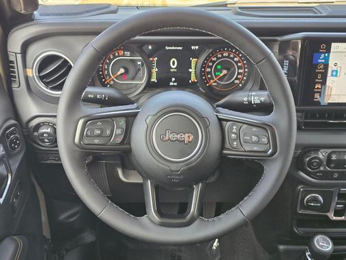 2025 Jeep Gladiator High Tide