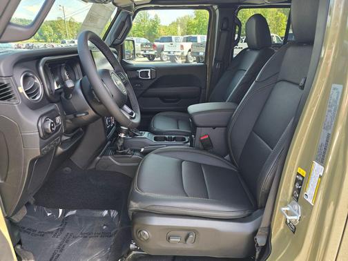 2025 Jeep Gladiator High Tide