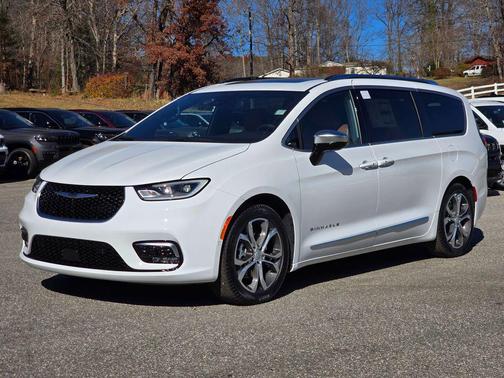 2026 Chrysler Pacifica L