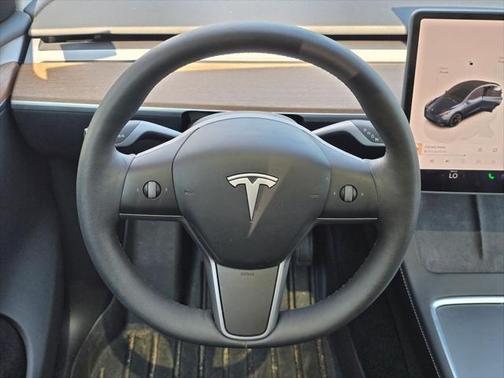 2024 Tesla Model Y Long Range Dual Motor All-Wheel Drive