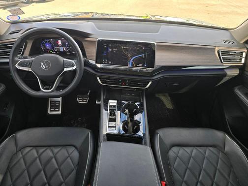 2024 Volkswagen Atlas 2.0T SEL Premium R-Line 4MOTION