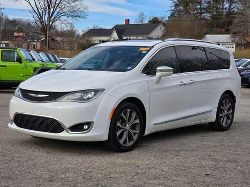 2017 Chrysler Pacifica Limited