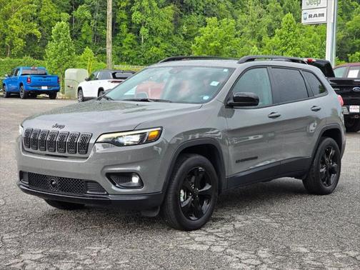 2023 Jeep Cherokee Altitude