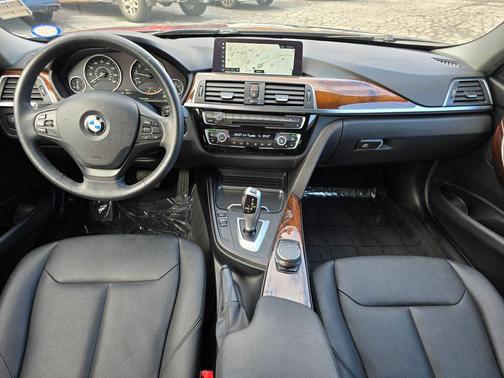 2018 BMW 320 i