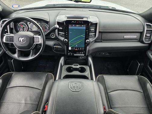 2022 RAM 3500 Laramie Crew Cab 4x4 6'4' Box