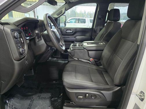 2024 Chevrolet Silverado 2500 Custom