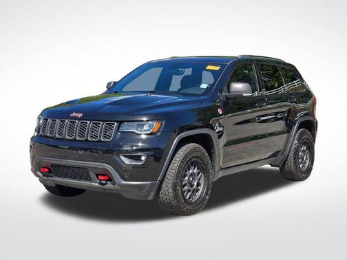 Diamond Black Crystal Pearlcoat 2018 Jeep Grand Cherokee Trailhawk