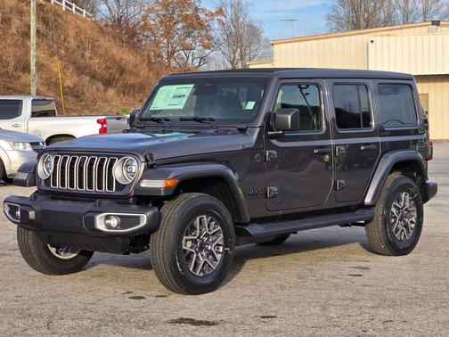 2026 Jeep Wrangler 4-Door Sahara 4x4
