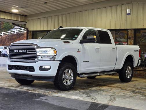 2022 RAM 2500 Laramie Crew Cab 4x4 6'4' Box