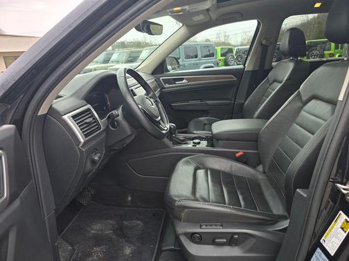 2019 Volkswagen Atlas 3.6L SEL Premium